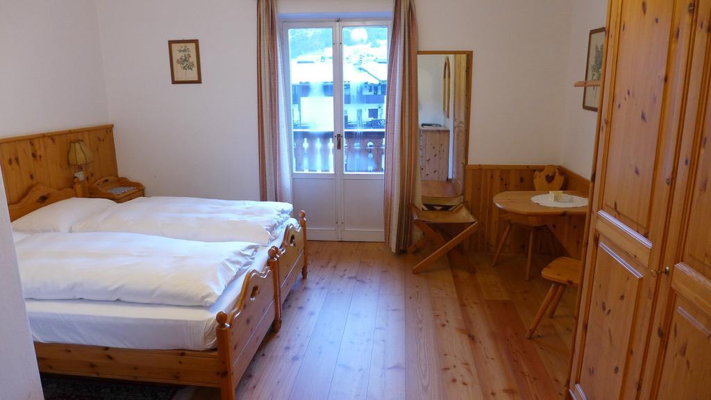 Hotel Bellaria - Cortina dʼAmpezzo Rom bilde