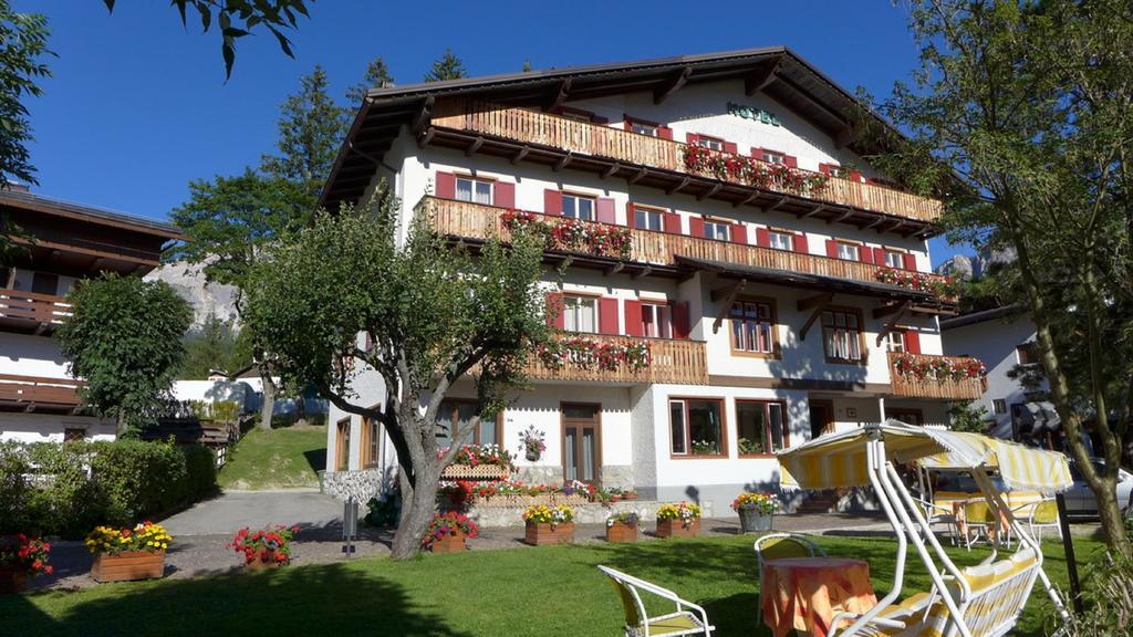 Hotel Bellaria - Cortina dʼAmpezzo Eksteriør bilde