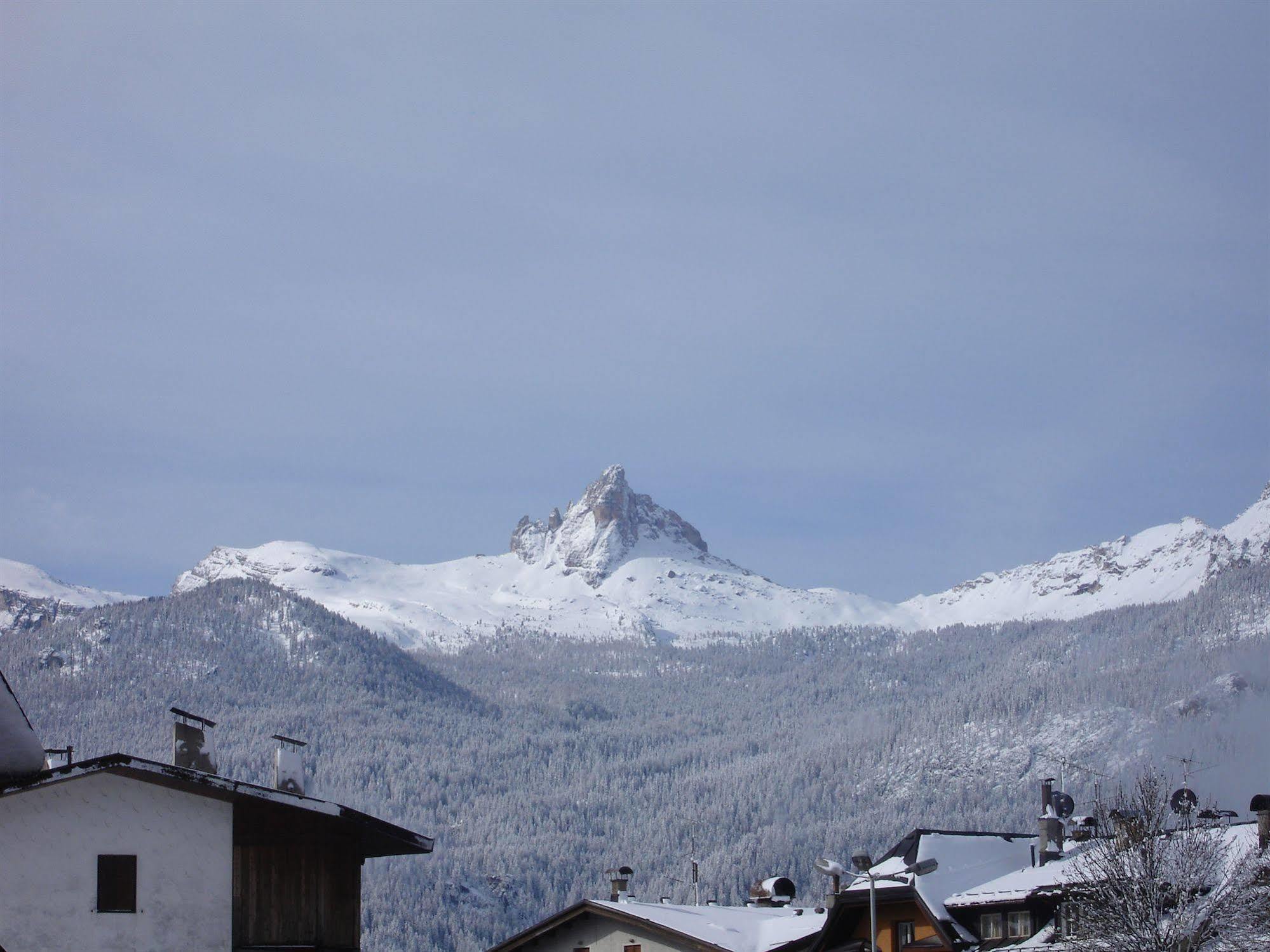 Hotel Bellaria - Cortina dʼAmpezzo Eksteriør bilde